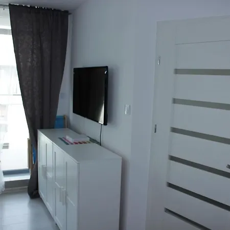 Apartman Bursztynek Z Miejscem Postojowym