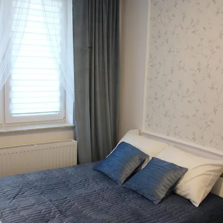 Bursztynek Z Miejscem Postojowym Appartement