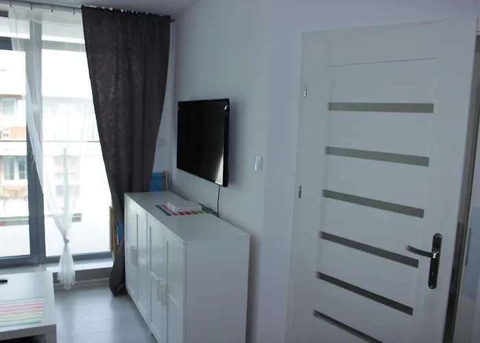 Daire Bursztynek Z Miejscem Postojowym