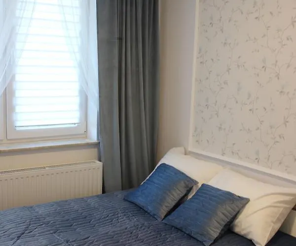 Bursztynek Z Miejscem Postojowym Apartman